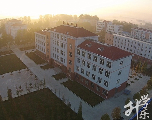 邵阳市计算机普通中等专业学校