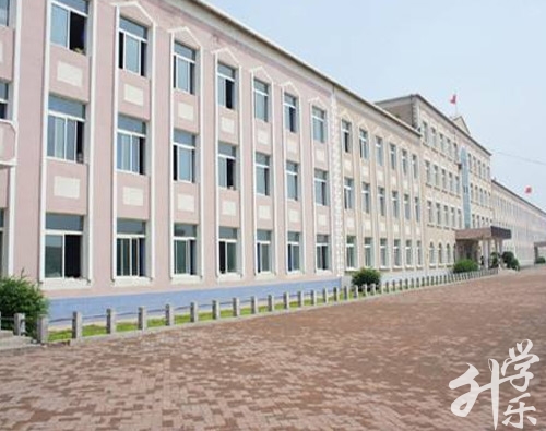 青岛胶南珠山职业学校