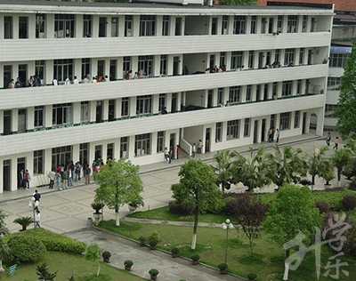 景德镇第一中等专业学校
