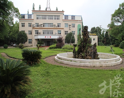 株洲市唯上商务旅游职业学校