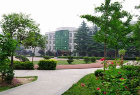 河南省财经学校