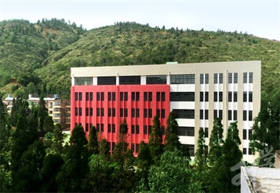 云南省电子信息高级技工学校